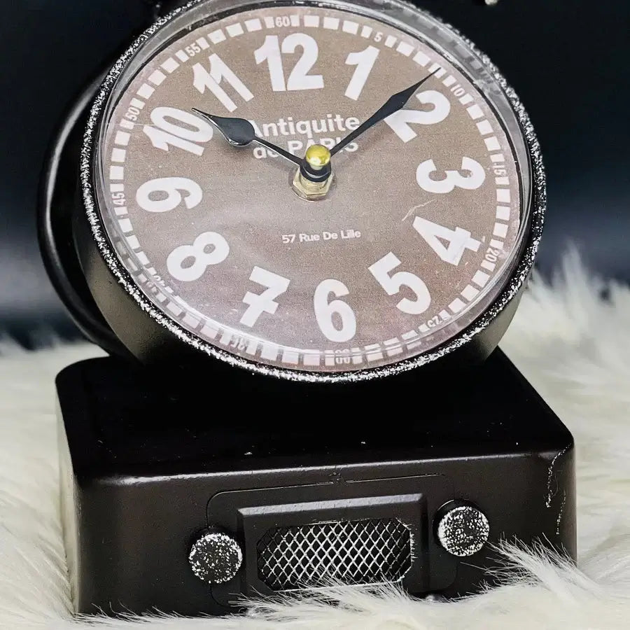 Vintage Phonograph Style Table Clock