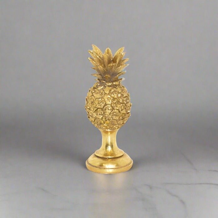 European Style Rustic Gold Pineapple Candle Holder