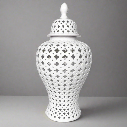 Hampton Style Lace Ginger Jar White 46cm - Luxury Co