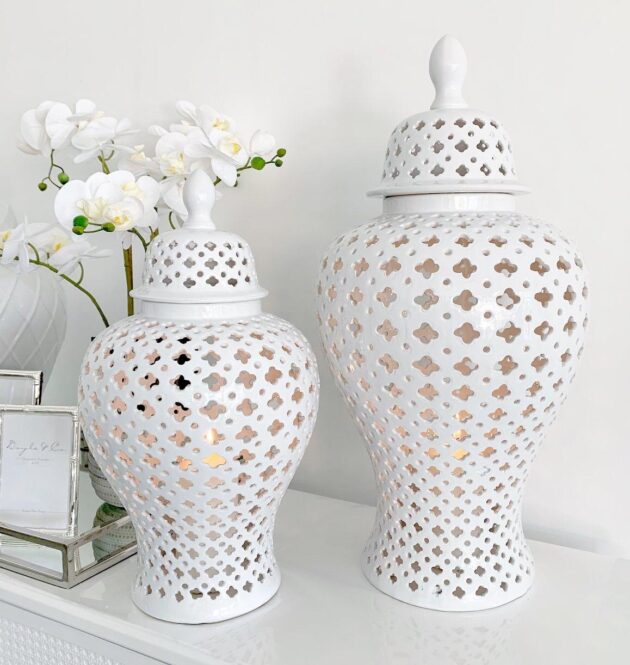 White Hamptons Lace Temple Jar