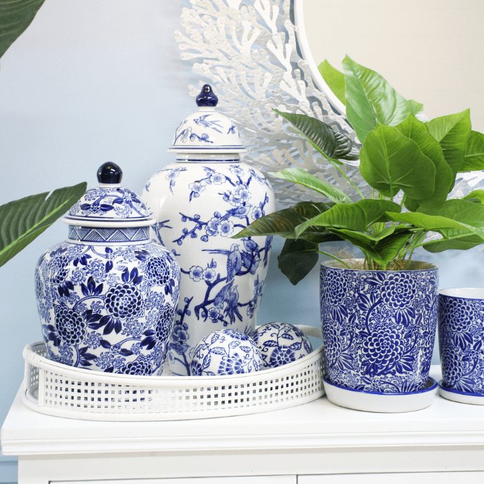 Porcelain Ginger Jar White Blue Chrysanthemum