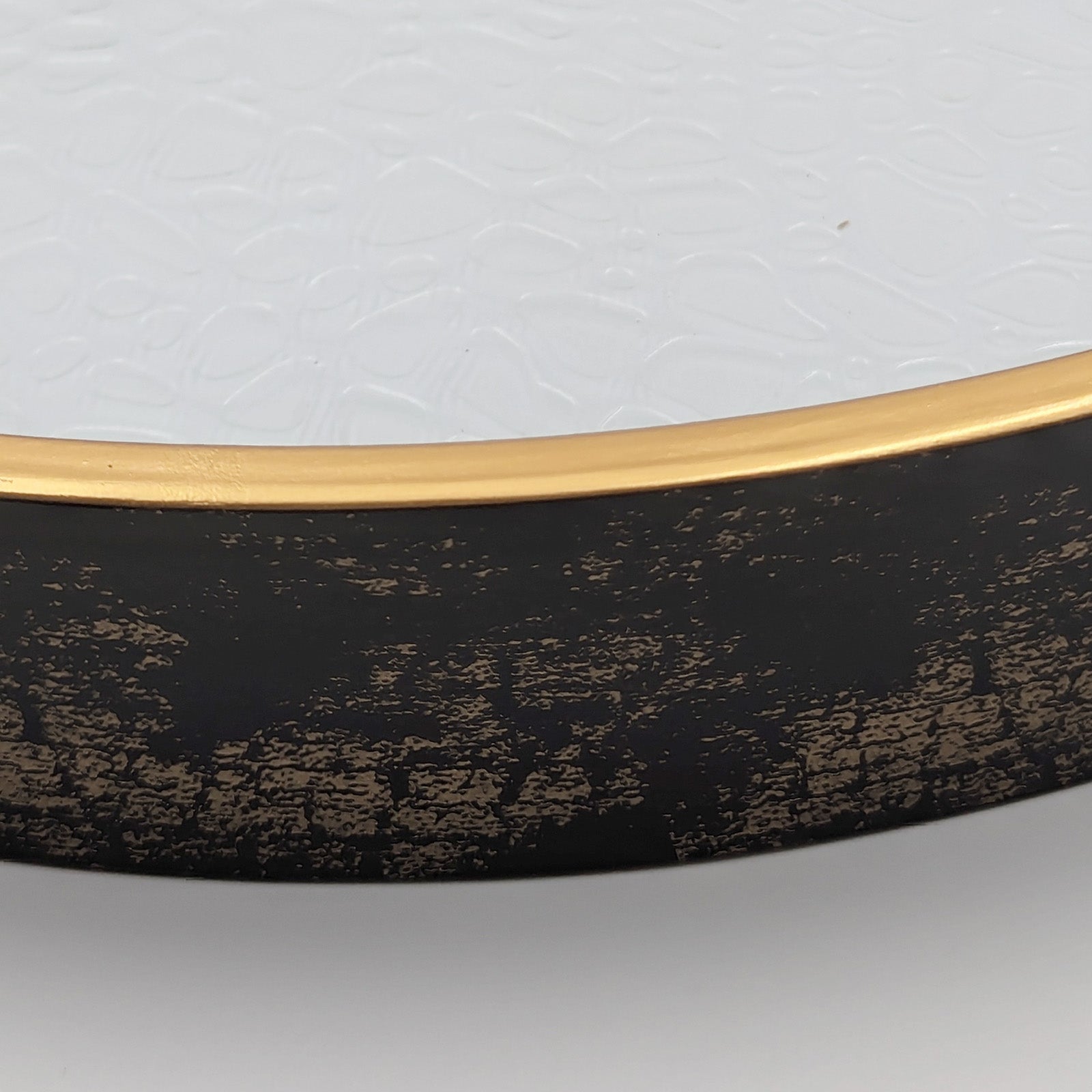 Rustic Champagne Round Serving Trays, Set of 2Luxury Co